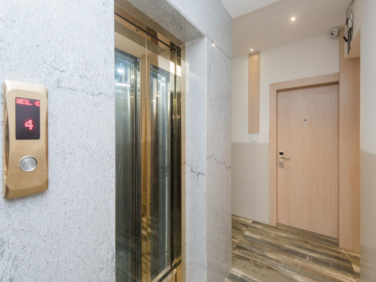 Oyo 13089 Hotel Gold Crest 나비뭄바이 외부 사진