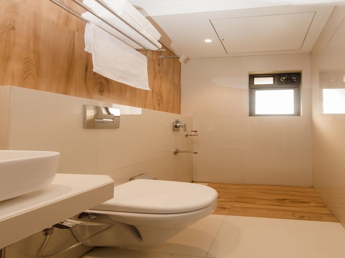 Oyo 13089 Hotel Gold Crest 나비뭄바이 외부 사진